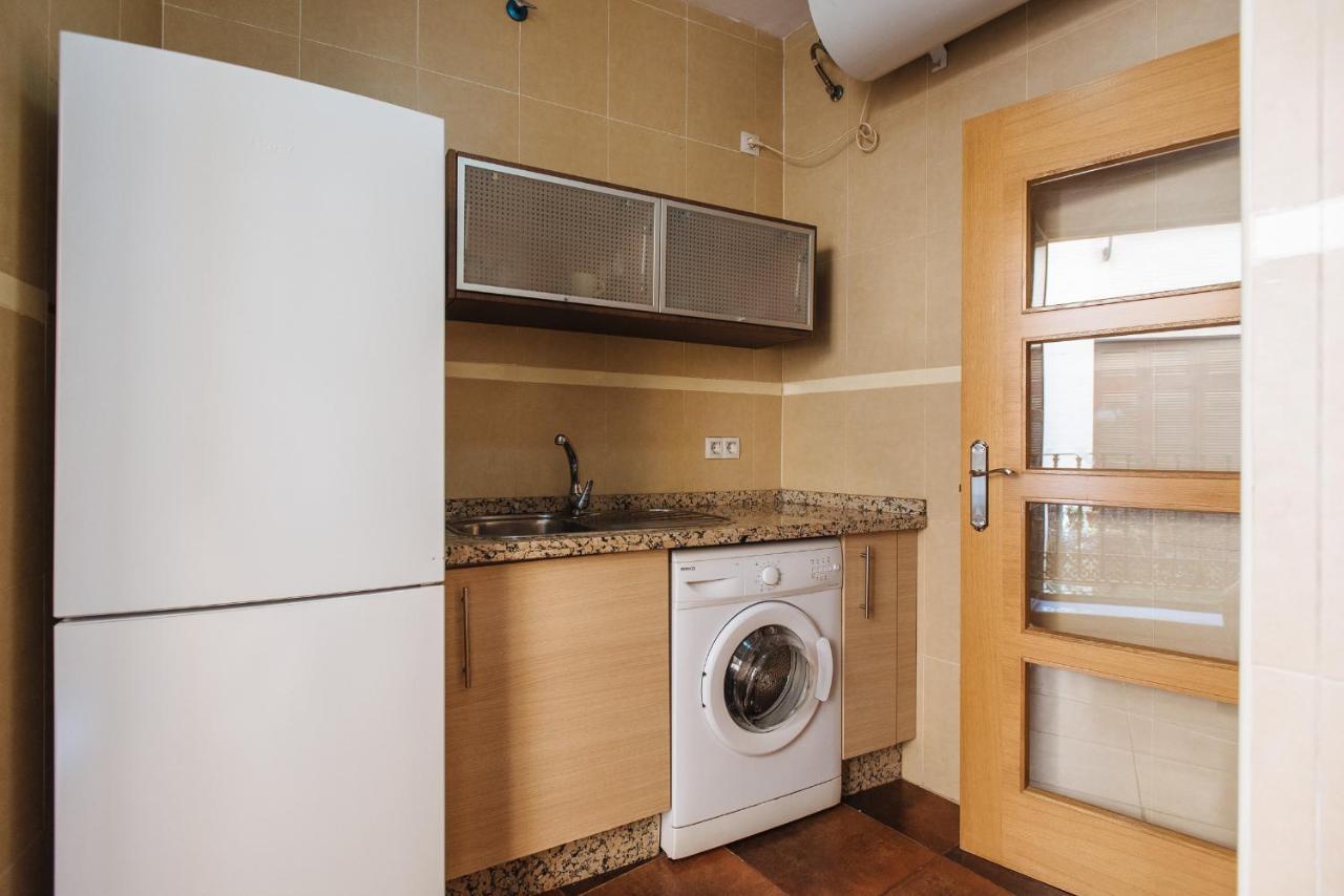 Homeyseville- Bright Apartment At Santa Cruz 6 Pax, Parking Optional Экстерьер фото