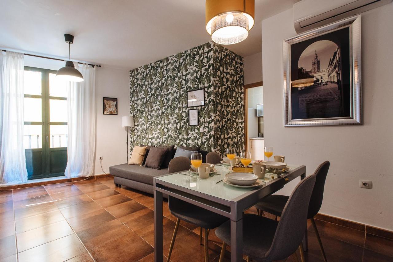 Homeyseville- Bright Apartment At Santa Cruz 6 Pax, Parking Optional Экстерьер фото